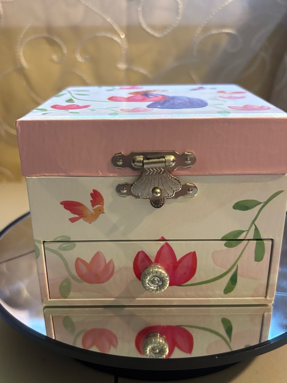 Musical jewelry Box with ballerina